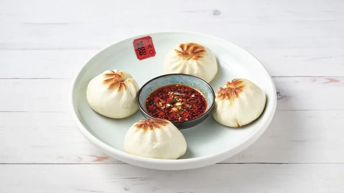 28.	煎包子(三个), Fried buns（3pcs）,sült bun 3db