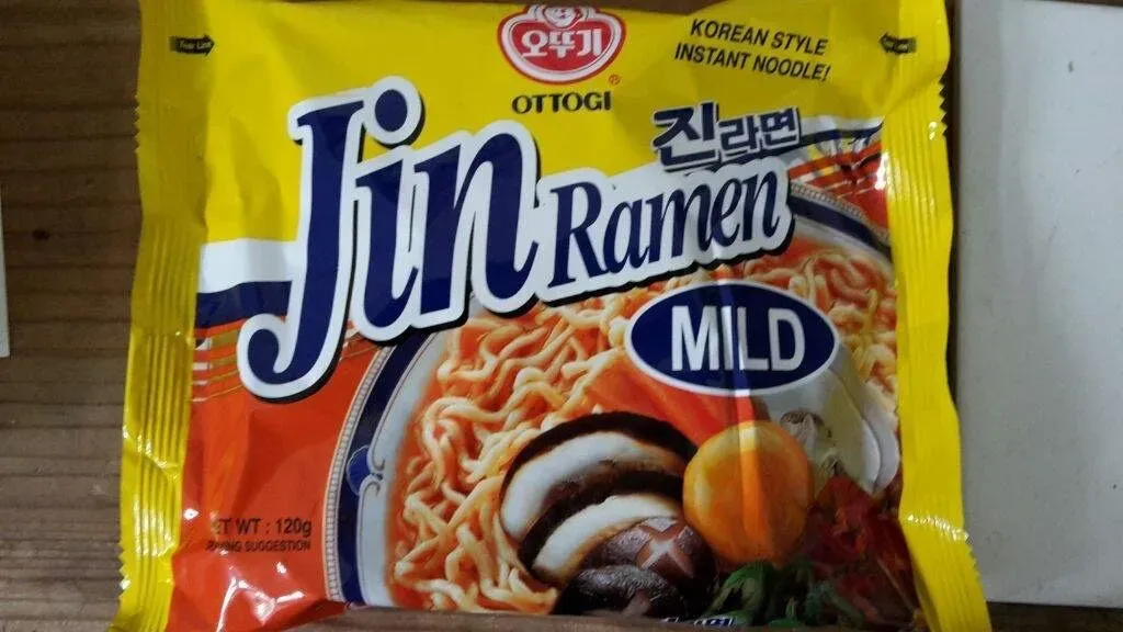 ottogi jin ramen enyhén csípős 微辣金拉面
