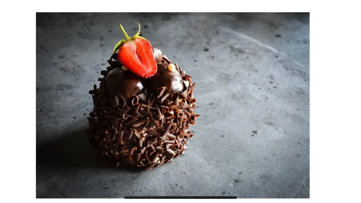 Torta dolce della casa nera