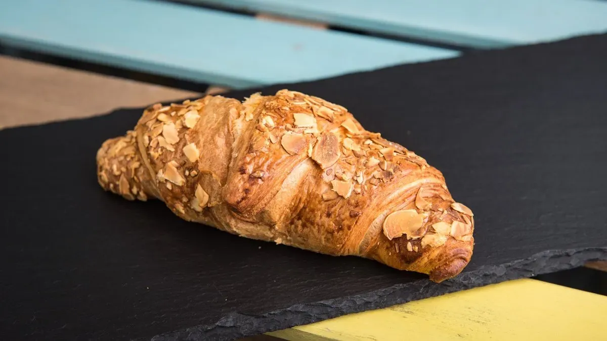 Marcipános, mandulás croissant
