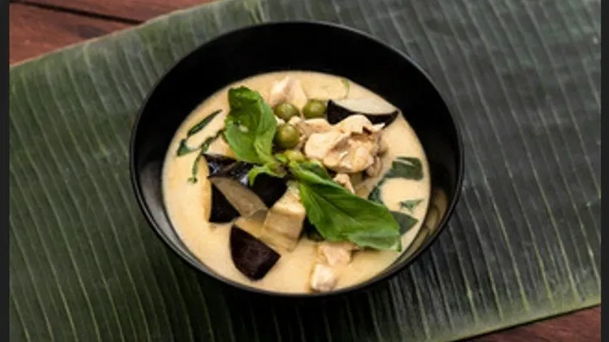 Thai zöld currys csirkemell jázminrizzsel