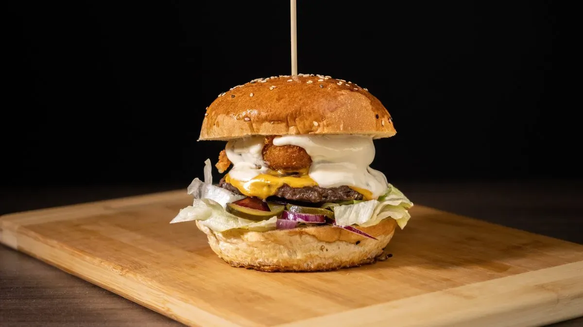 Cheesy Burger