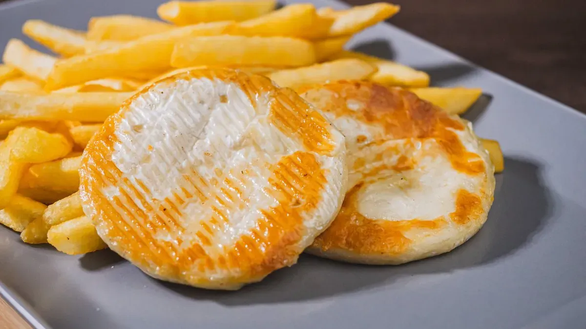 Tihanyi grill camembert körettel