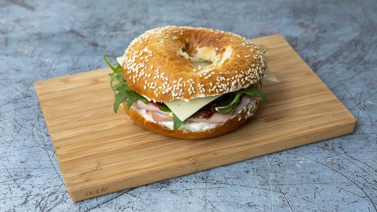 Mortadellás bagel