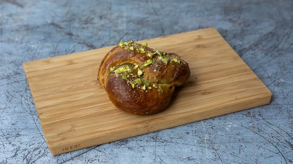 Pisztáciás babka (nagy)