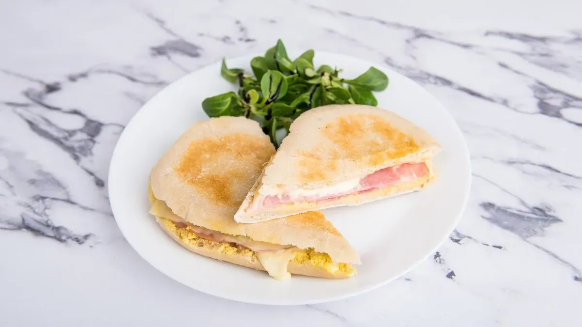 Sonkás sajtos panini