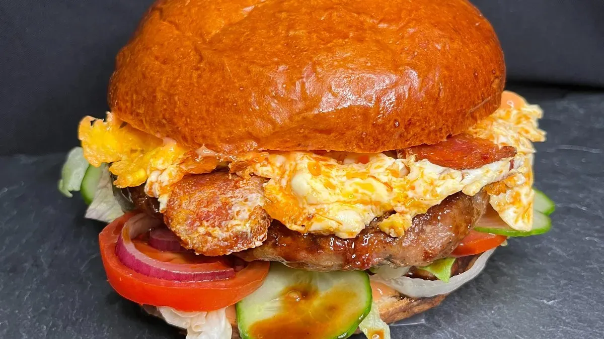 Magyaros burger