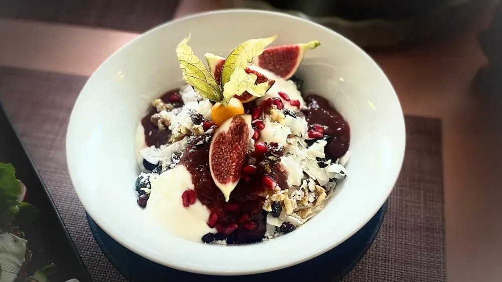 Granola Bowl