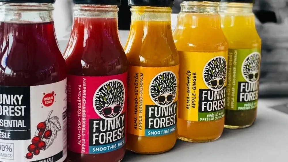 Funky Forest / alma-körte-uborka-spenót