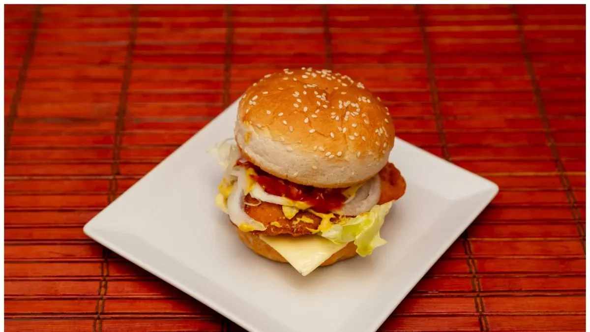 Sajtos Csibeburger