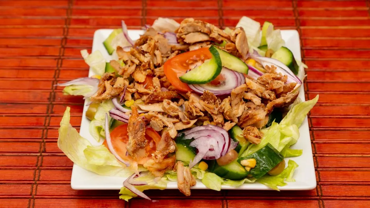 Gyros Saláta