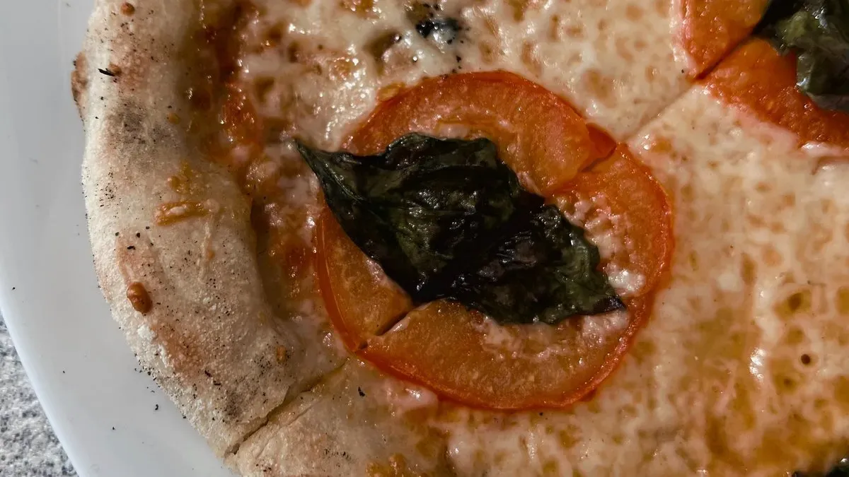 Margarita pizza