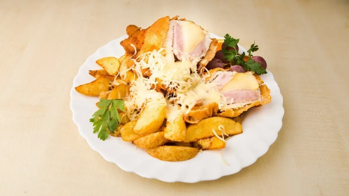 Cordon bleu vegyes körettel