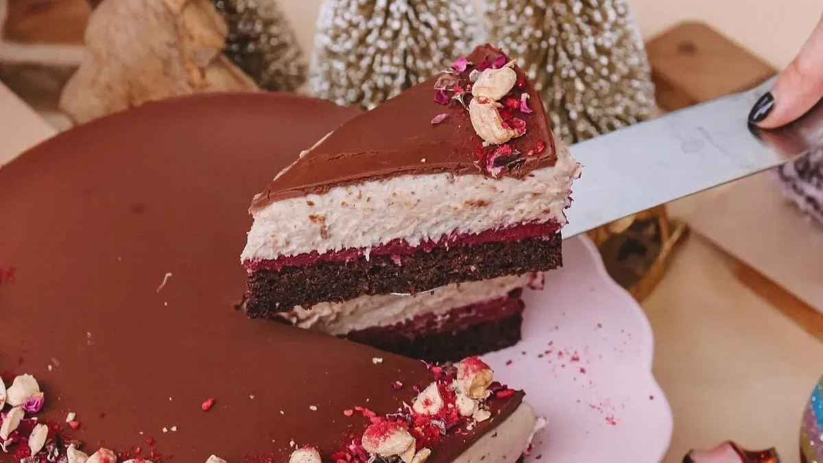 Ribizlis gesztenyekrém torta