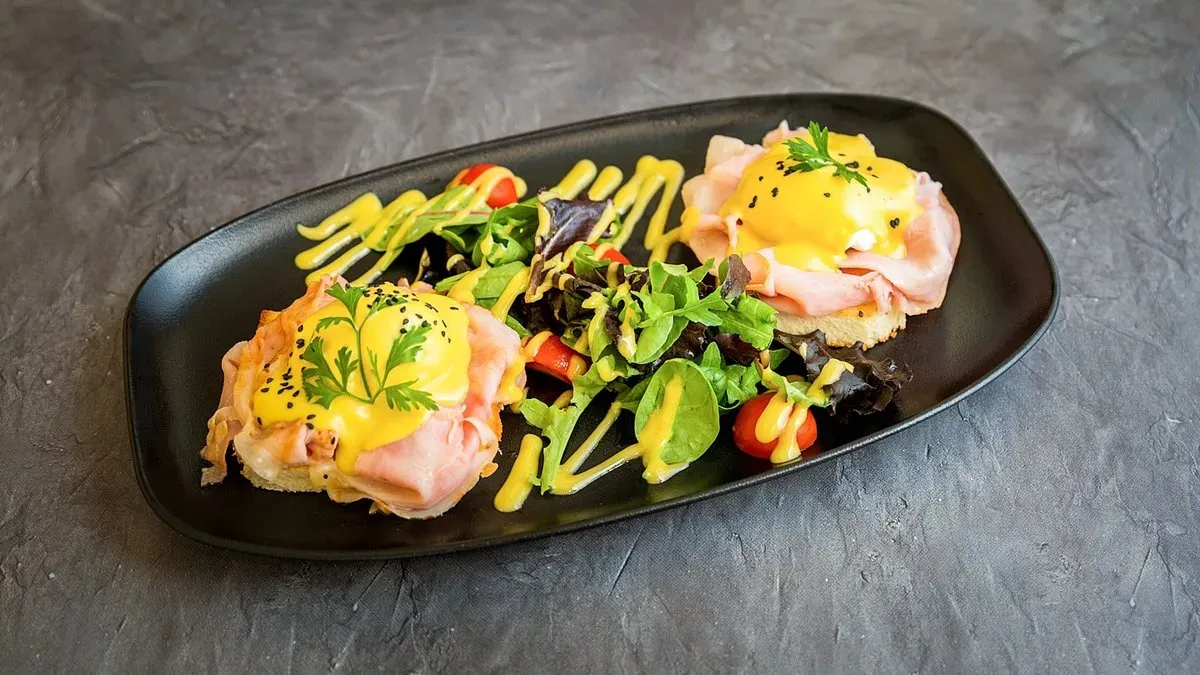 Eggs Benedict