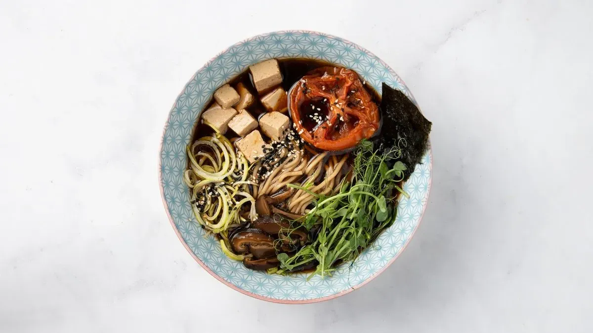 Ramen gyuukotsu shoyu trufla