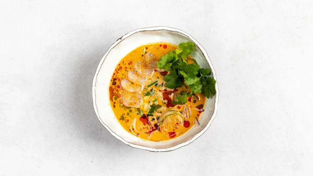 Tom yum kurczak