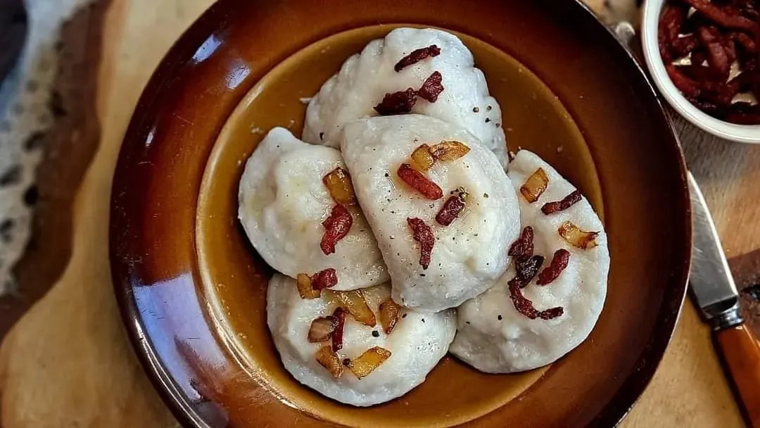 XXL pierogi z mięsem wieprzowym (8szt) 500g