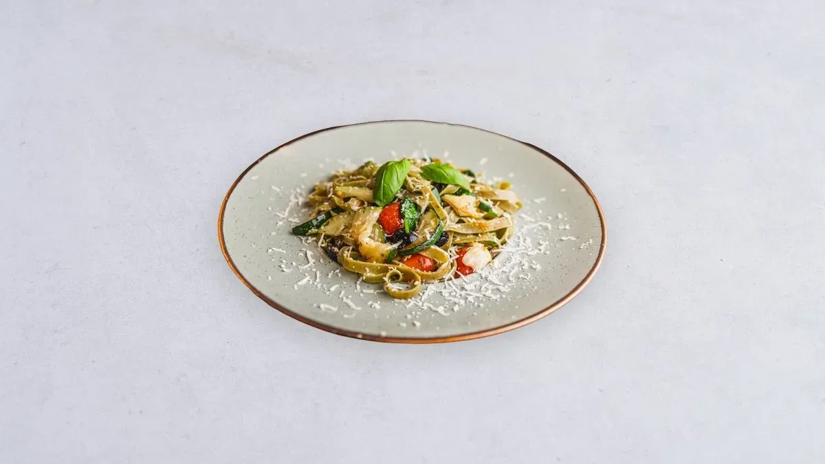 Linguine cukinia & szpinak