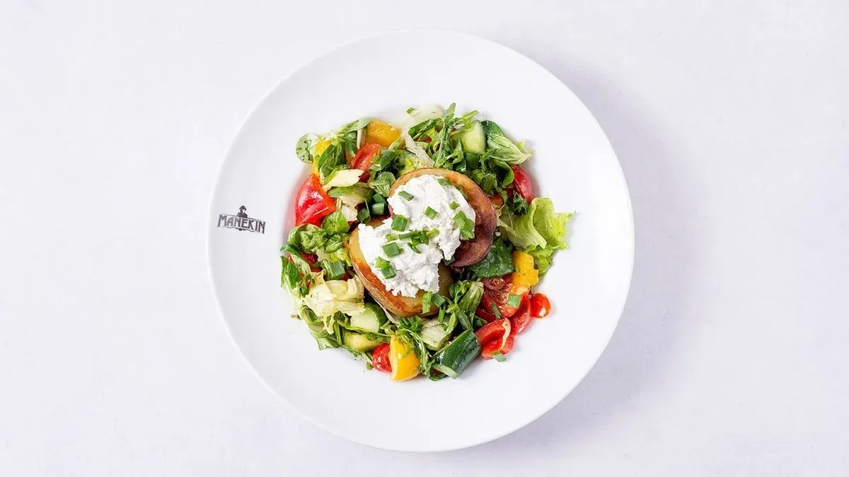 Grillowane warzywa i pesto domowe