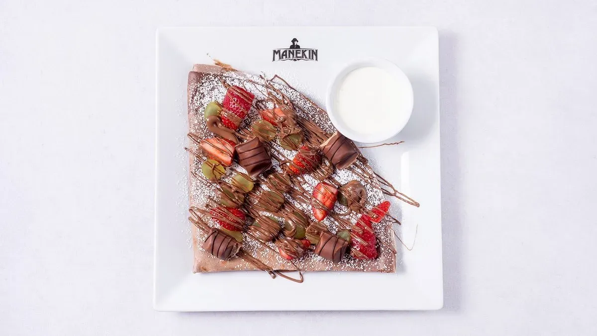Kinder Bueno, Manekinella, mascarpone, owoce sezonowe
