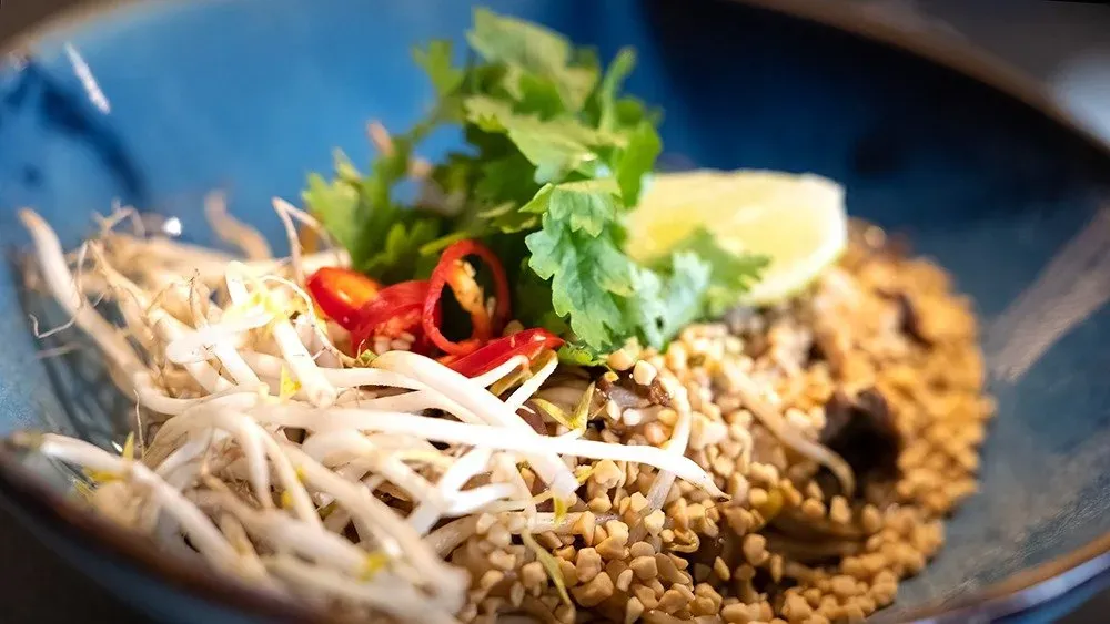 Pad thai z kurczakiem
