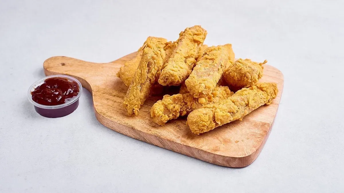 10 nuggets + sos