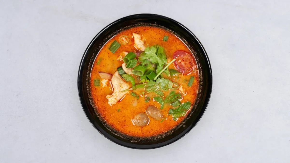 Tom yum z owocami morza