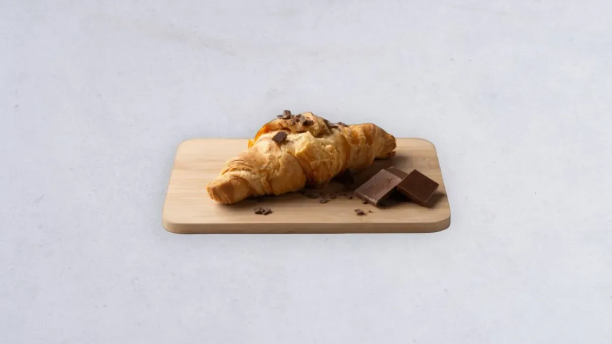 Croissant z czekoladą