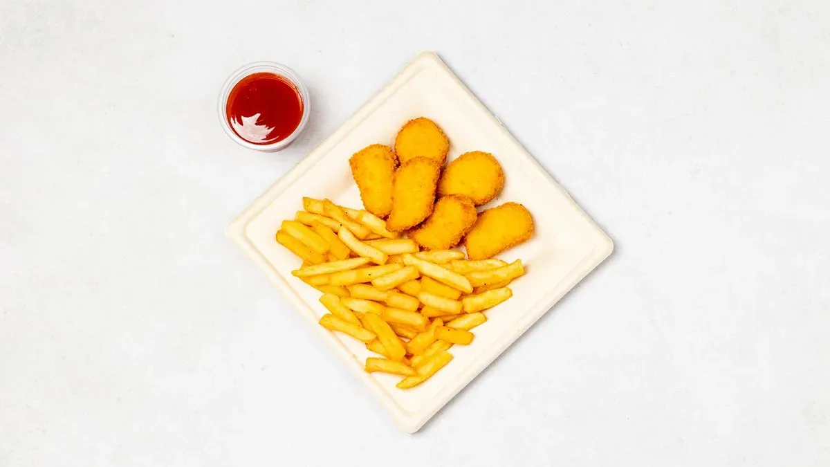Nuggetsy i frytki duże