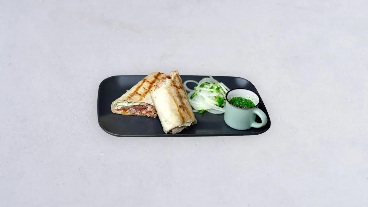 Shawarma z grillowanym kurczakiem