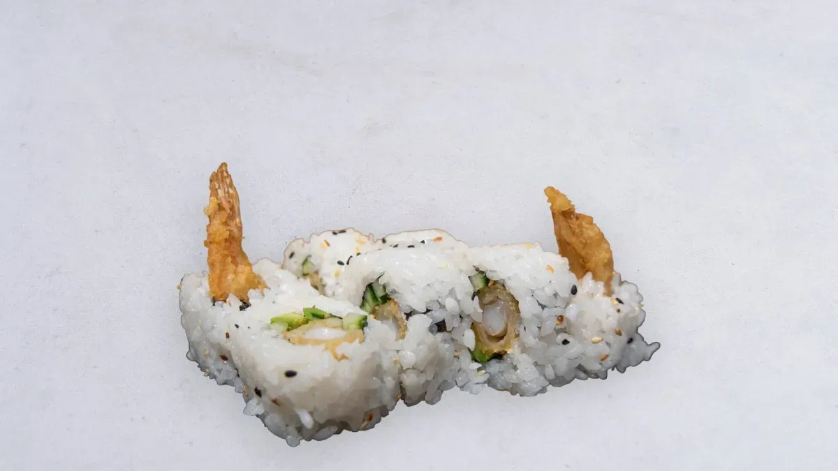 Krewetka w tempurze roll