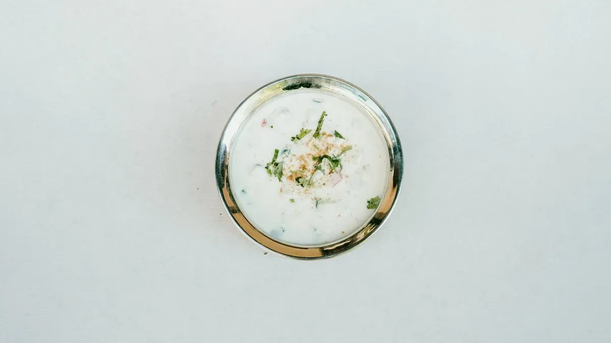 Mixed raita