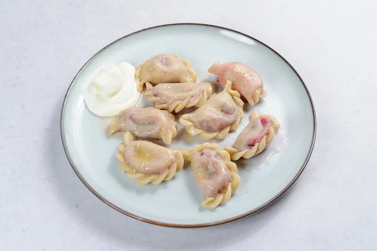 Pierogi z wiśniami