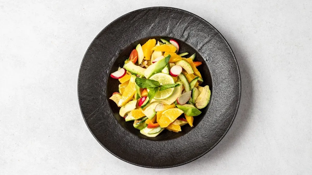 Avocado and orange salad