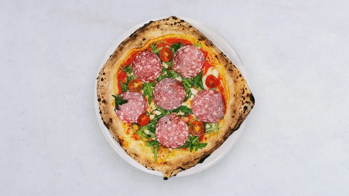 Pizza Salame e Rukola - 40 cm