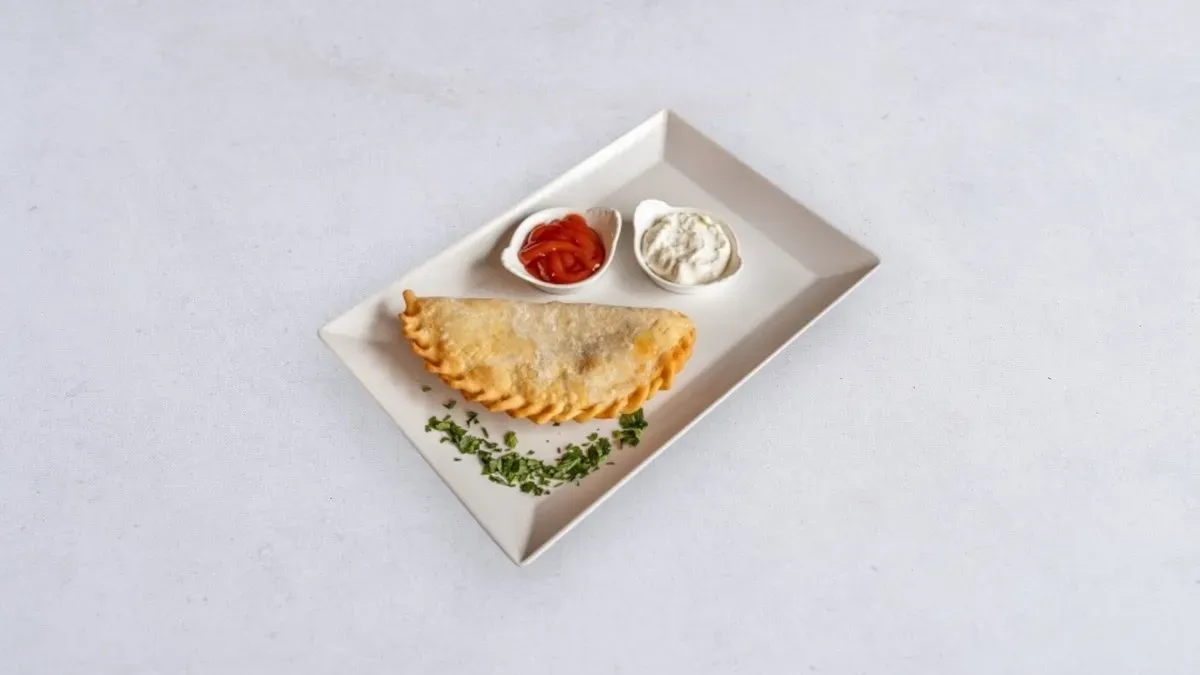 Czeburek z farszem warzywnym z kurczakiem 1 szt.