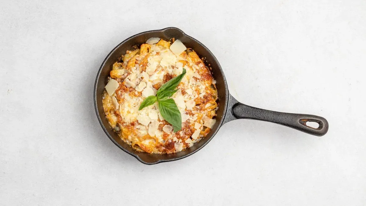 Tagliatelle a la ragu z pszenicy durum