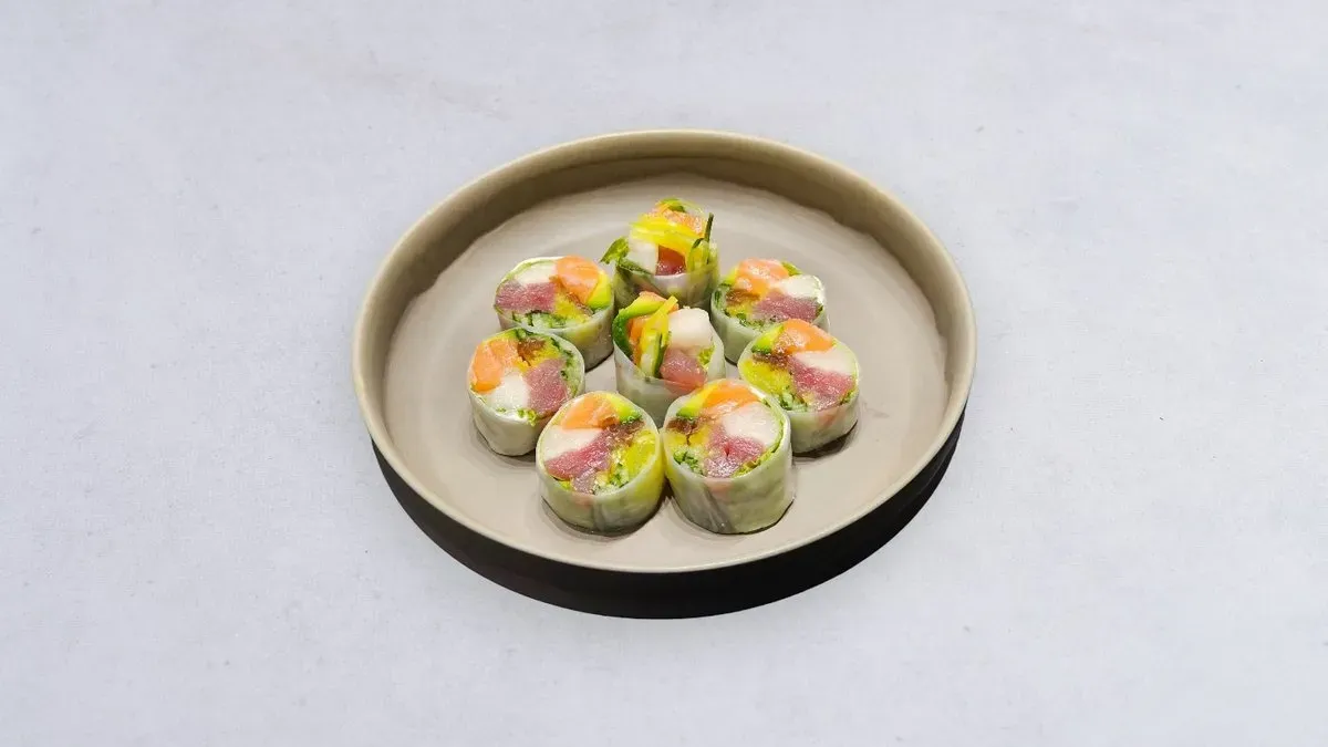 Sashimi roll z trzema rybami