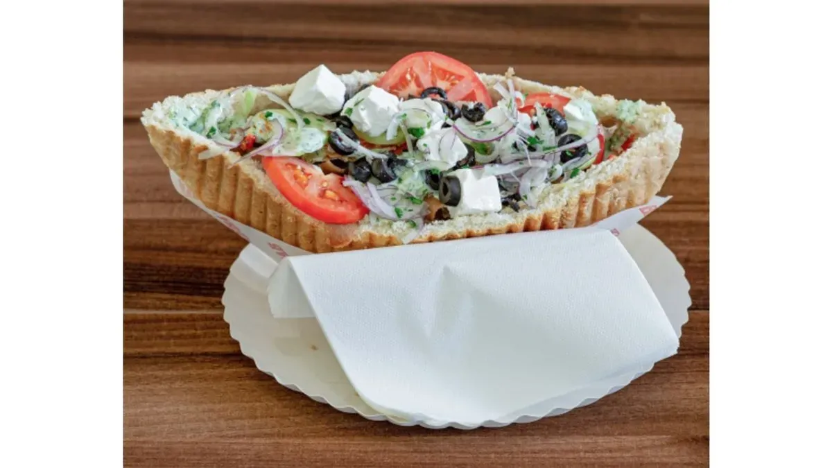 Kebab max w bułce grecki