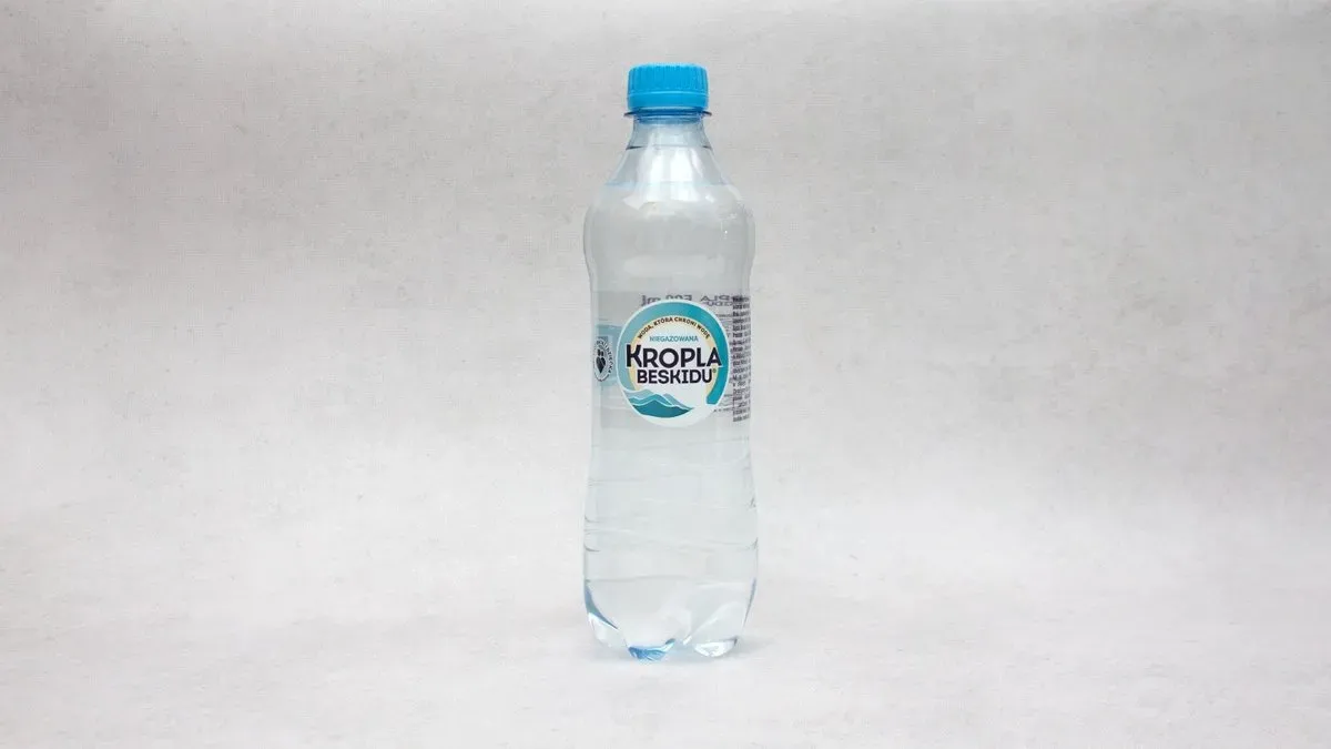 Woda niegazowana 0.5 l
