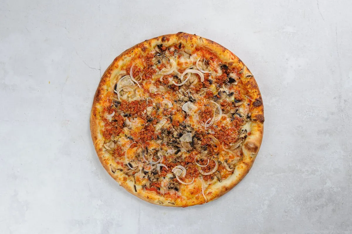 Pizza Bolonia