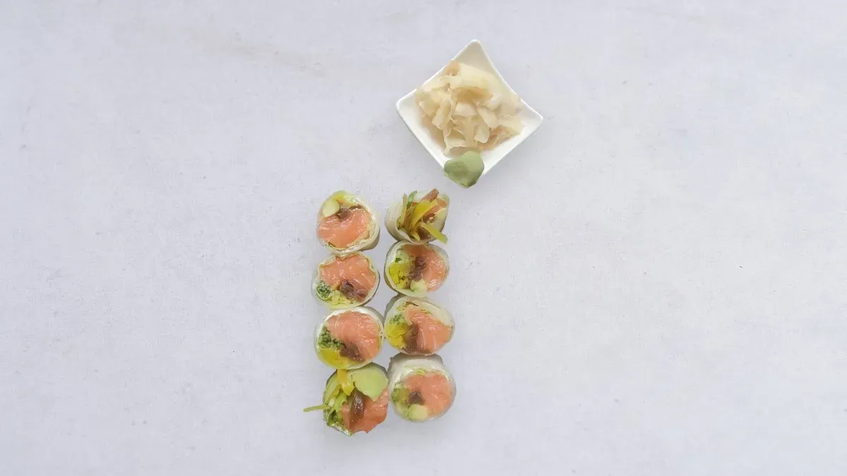 Sashimi roll sake ebi tempura