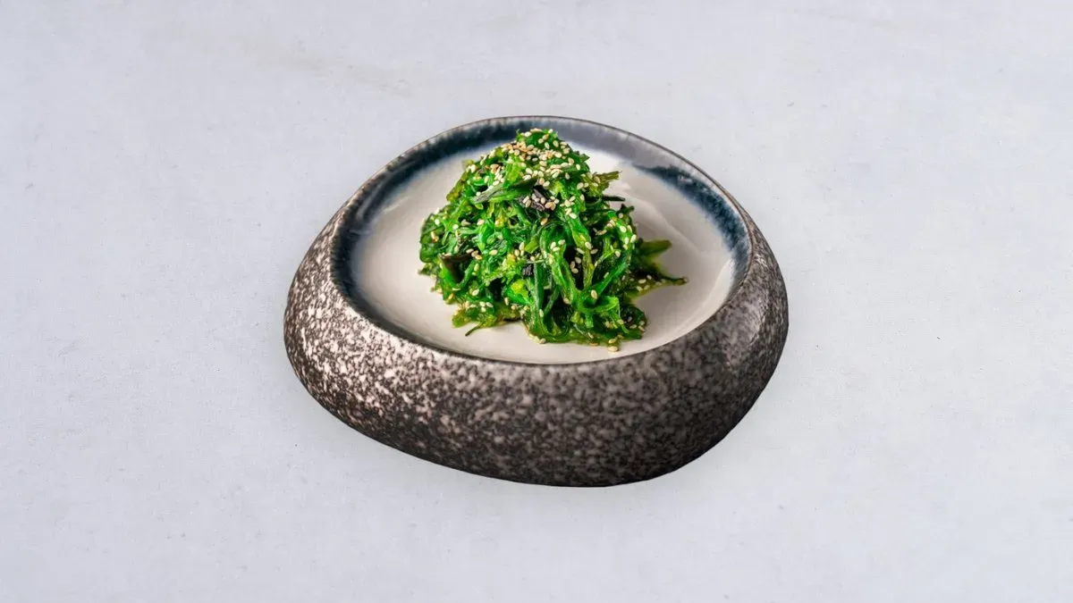 Sałatka goma wakame