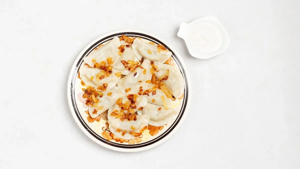 Pierogi z ziemniakami i grzybami leśnymi