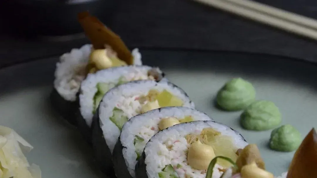Futomaki śnieżny krab