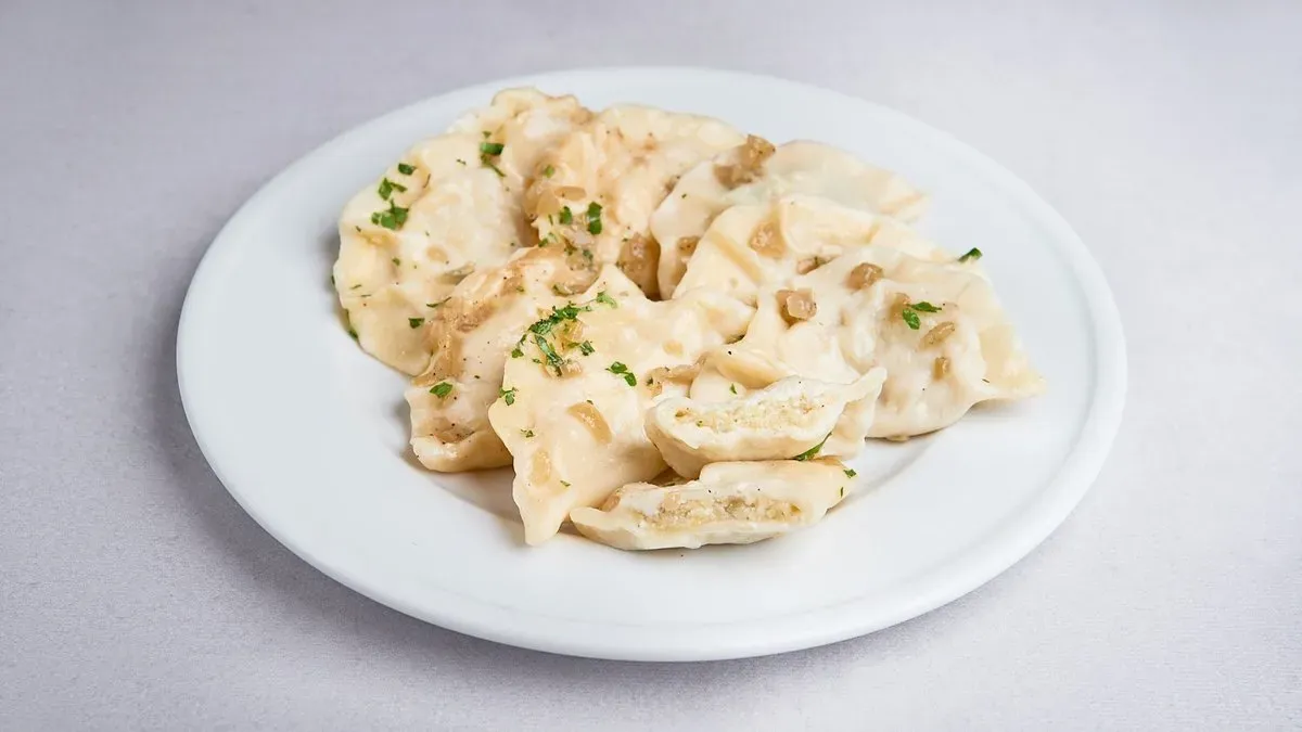 Pierogi ruskie z okrasą