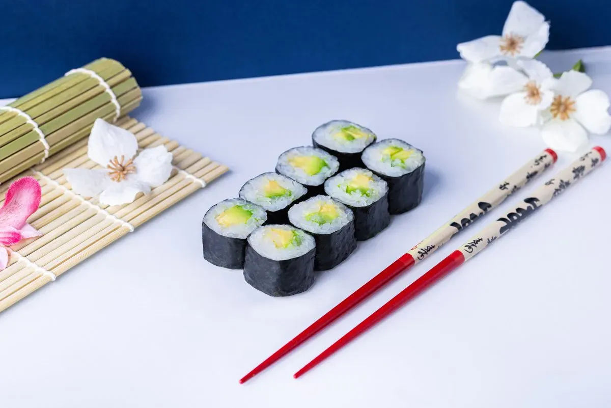 Hosomak Awokado (8 szt.)