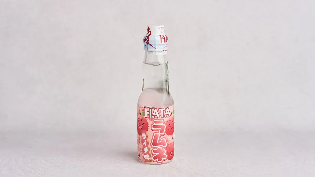 Japońska lemoniada Ramune liczi 0,2 l