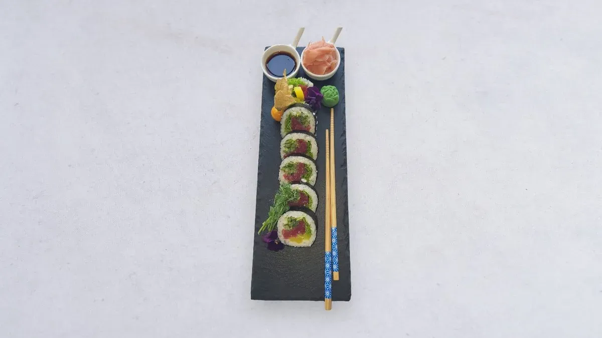 Futomaki łosoś mayumi
